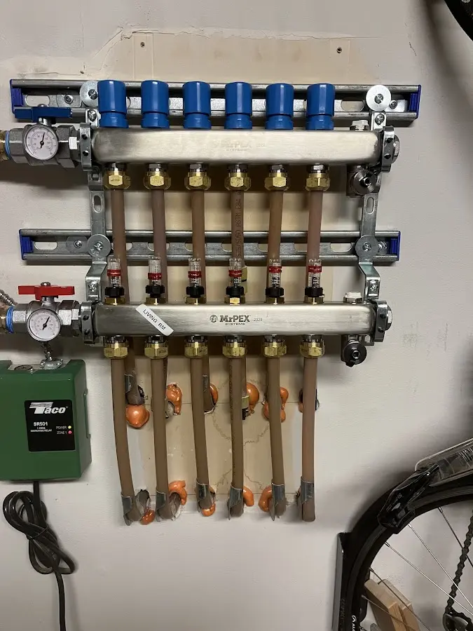 Plumber performing Gas Leak Detection at a residential property in Oak Ridge